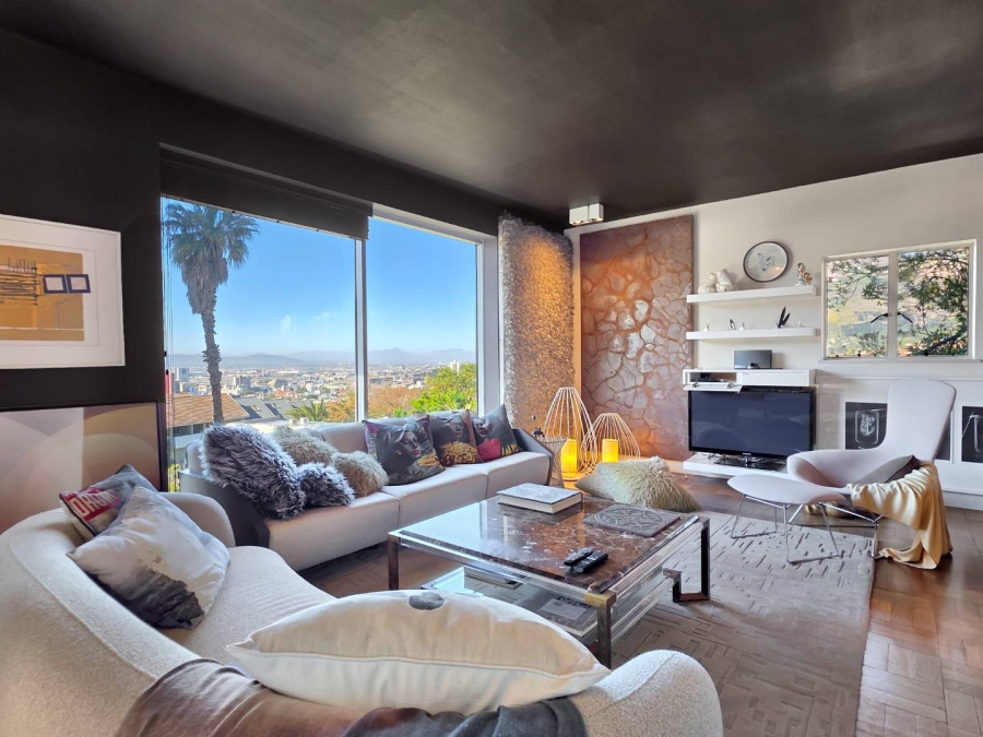 1 Bedroom Property for Sale in Gardens Western Cape
